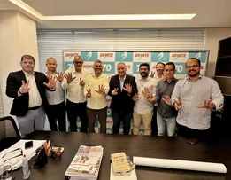 VEREADORES DE IRECÊ SE FILIAM AO AVANTE E PARTIDO INTEGRA A BASE DO PREFEITO ELMO VAZ
