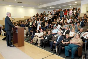 GOVERNADOR ASSINA CONVÊNIO COM A UBER E ENTREGA EQUIPAMENTOS EQUIPAMENTOS TECNOLÓGICOS PARA A SEGURANÇA PÚBLICA