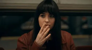 DAKOTA JOHNSON FALA SOBRE FRACASSO DE MADAME TEIA: ‘NÃO FARIA OUTRO FILME COMO ESTE’