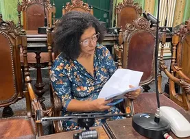 "VENDA DE MAIORIA DAS ÁREAS VERDES PARA ALIADO POLÍTICO EVIDENCIA ESCÁRNIO COM INTERESSE PÚBLICO", DIZ MARTA SOBRE BRUNO REIS E JOÃO GUALBERTO