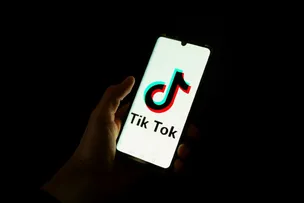 BIDEN SANCIONA LEI QUE PODE BANIR TIKTOK NOS EUA