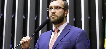 PARLAMENTARES BOLSONARISTAS ESCOLHEM FILIPE BARROS COMO NOVO LÍDER DA OPOSIÇÃO NA CÂMARA