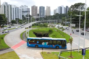 PREFEITURA INVESTE EM PAISAGISMO EM ESTAÇÕES E TRAJETO DO BRT