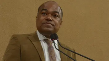 DEPUTADO SAMUEL JÚNIOR DIZ QUE FALA DE LULA SOBRE “LER MENOS E CONVERSAR MAIS” DEMONSTRA NEGLIGÊNCIA DO GOVERNO