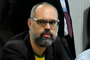 BLOGUEIRO BOLSONARISTA ACESSOU ILEGALMENTE O NÚMERO TELEFÔNICO DE MINISTRO DO STF