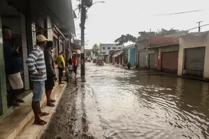 CHUVA CASTIGA INTERIOR DA BAHIA E DEIXA QUASE 2 MIL DESALOJADOS