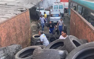 ITABUNA: PREFEITURA FAZ RECOLHIMENTO DE PNEUS EM CAMPANHA CONTRA AEDES AEGYPTI
