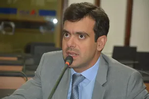 TIAGO CORREIA ALERTA PARA DENÚNCIA SOBRE LICITAÇÃO DOS FERRY-BOATS