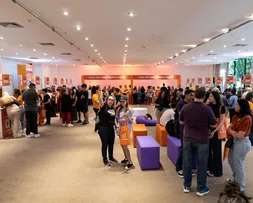 SALVADOR SEDIA FEIRA DE INTERCÂMBIO CI EXPERIENCE E RECEBE FINLANDÊS CRIADOR DO ANGRY BIRDS