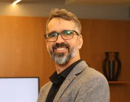 “COMUNICAÇÃO DE ALTO IMPACTO” É TEMA DE PALESTRA NO RESTAURANTE CASA DO COMÉRCIO