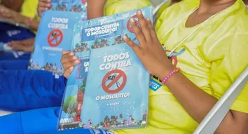 SMS REALIZA AÇÕES EDUCATIVAS PARA FAMÍLIAS ABRIGADAS EM ESCOLAS DEVIDO ÀS CHUVAS NA CAPITAL