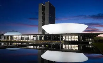 COMISSÃO DO SENADO ADIA VOTAÇÃO SOBRE PL QUE TRATA DA INTELIGÊNCIA ARTIFICIAL