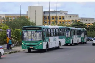 RODOVIÁRIOS DA ESTAÇÃO PIRAJÁ FAZEM MANIFESTAÇÃO E ATRASAM SAÍDA DE ÔNIBUS NA CAPITAL : VEJA DETALHES