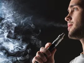 ANVISA PUBLICA RESOLUÇÃO QUE PROÍBE CIGARROS ELETRÔNICOS NO PAÍS; MEDIDA ENTRA EM VIGOR HOJE
