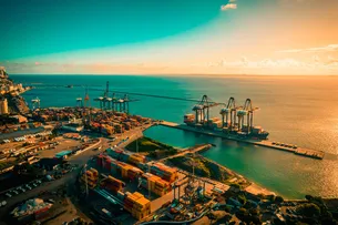 INDÚSTRIA BAIANA CRESCE 6,1%; EXPORTAÇÕES CAEM 2%
