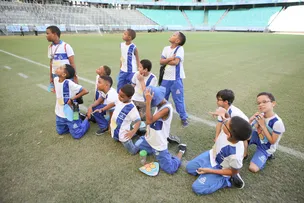 MAIO LARANJA: CRIANÇAS DE ESCOLA MUNICIPAL PARTICIPAM DE TOUR NA ARENA FONTE NOVA