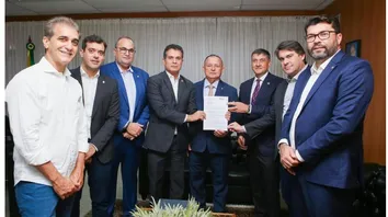 ALBA RECEBE VISITA DO EMBAIXADOR DO CANADÁ