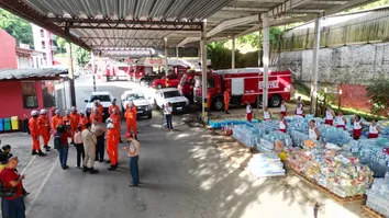 CORPO DE BOMBEIROS DA BAHIA SUSPENDE ARRECADAÇÃO DE ÁGUA PARA AS VÍTIMAS DO RS