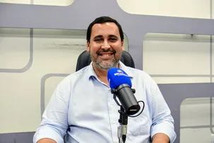 A POLÍTICA ESTÁ POLARIZADA NO BRASIL E TERÁ IMPACTO NAS ELEIÇÕES MUNICIPAIS, AFIRMA ÉDEN