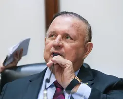ADOLFO MENEZES DIZ QUE ABONO EXTRAORDINÁRIO DOS PRECATÓRIOS DEVE SER VOTADO NESTA TERÇA