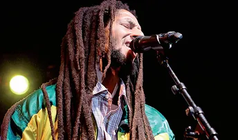 JULIAN MARLEY, FILHO DE BOB MARLEY, SE APRESENTA EM SALVADOR NO PRÓXIMO DIA 19