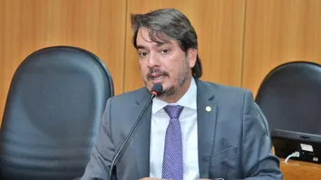 DEPUTADO BAIANO PEDE ASFALTAMENTO DE TRECHO QUE LIGA GEOLÂNDIA A CABACEIRAS DO PARAGUAÇU