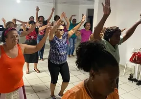 SALVADOR DISPONIBILIZA AULA DE DANÇA PARA APOSENTADOS DA PREVIDÊNCIA