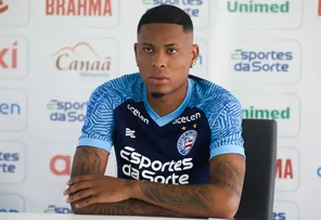 LATERAL DO BAHIA VAI JOGAR NO INTERIOR PARANAENSE