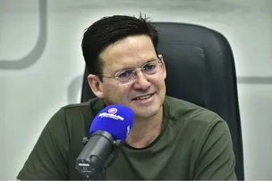 JOÃO ROMA REVELA PROJETO DE SER CANDIDATO A GOVERNADOR EM 2026