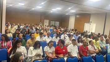 SECRETARIA DA SAÚDE DE SALVADOR REÚNE 250 REPRESENTANTES DE SUPERMERCADOS EM CURSO DE BOAS PRÁTICAS SANITÁRIAS