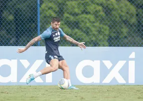 BAHIA TEM SEQUÊNCIA DE CONFRONTOS DIRETOS PARA SE MANTER NO TOPO DO BRASILEIRÃO