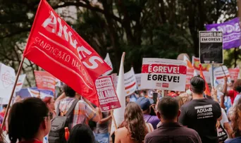 GOVERNO FAZ REUNIÃO COM CATEGORIAS EM GREVE NAS UNIVERSIDADES