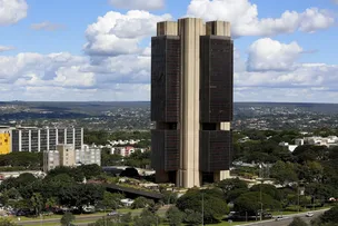 CONTAS PÚBLICAS TÊM SUPERÁVIT DE R$ 6,7 BILHÕES EM ABRIL
