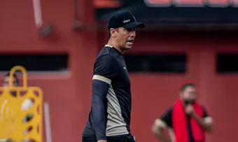THIAGO CARPINI CONFIRMA SAÍDA DO ATACANTE MATEUS GONÇALVES DO VITÓRIA
