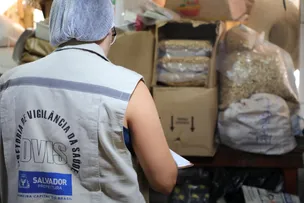 PREFEITURA FISCALIZA E ORIENTA VENDA DE PRODUTOS TÍPICOS DA CEIA JUNINA EM FEIRAS E MERCADOS MUNICIPAIS