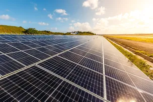 SALVADOR BAHIA AIRPORT DEIXOU DE EMITIR MAIS DE 620 TONELADAS DE CO² NA ATMOSFERA COM USO DE ENERGIA SOLAR, EM 2023