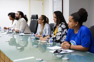 AMPLIAÇÃO DO ACESSO À EDUCAÇÃO E DIREITOS SOCIAIS PARA A POPULAÇÃO EM SITUAÇÃO DE RUA É TEMA DE REUNIÃO NA SEC