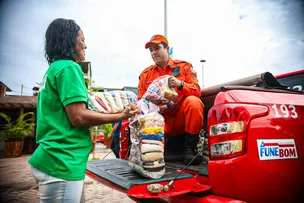 PROGRAMA DO GOVERNO DO ESTADO ENTREGA 60 TONELADAS A CATADORES
