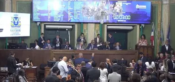 LDO 2025 É APROVADA POR VEREADORES EM SESSÃO MARACADA POR CONFUSÃO