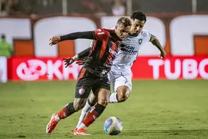 DANIEL JR. SOFRE LESÃO E É DESFALQUE PARA O PRÓXIMO COMPROMISSO NO BRASILEIRÃO