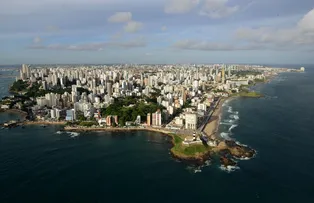 ENCONTRO EM SALVADOR REÚNE EXECUTIVOS NEGROS PARA DISCUTIR LIDERANÇA E DESENVOLVIMENTO SOCIOECONÔMICO