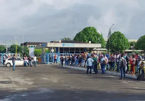 SINDICATO SE MOBILIZA PARA DEFENDER EMPREGOS E EXIGIR TRATAMENTO RESPEITOSO DA UNIGEL COM TRABALHADORES