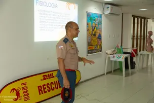 BOMBEIROS DO BMAR REALIZAM PALESTRAS SOBRE CUIDADOS COM MERGULHO EM APNEIA