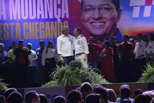 COM PRESENÇA DO GOVERNADOR JERÔNIMO E APOIO DE LIDERANÇAS NACIONAIS E REGIONAIS, TITO LANÇA PRÉ-CANDIDATURA A PREFEITO DE BARREIRAS