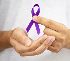 JUNHO VIOLETA CONSCIENTIZA SOBRE O CERATOCONE; DOENÇA OCULAR É RARA E PODE CAUSAR CEGUEIRA REVERSÍVEL