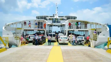 FILA DO FERRY-BOAT ULTRAPASSA QUATRO HORAS DE ESPERA NESTA QUINTA-FEIRA (20)