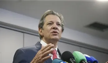 GOVERNO QUER LIMITAR AUMENTO DO ORÇAMENTO DE SAÚDE E EDUCAÇÃO A  2,5%