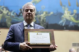 LUIZ DE MENDONÇA, CEO DA ACELEN, RECEBE TÍTULO DE CIDADÃO BAIANO
