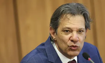HADDAD CONVERSARÁ COM PAPA FRANCISCO SOBRE TAXAÇÃO DE SUPER-RICOS