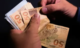 RECEITA RESTITUI R$ 8,5 BILHÕES A 5,75 MILHÕES DE CONTRIBUINTES NESTA SEXTA-FEIRA (28)